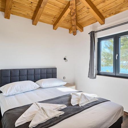 Kamp Lunga + Hotel Jezera Luaran gambar