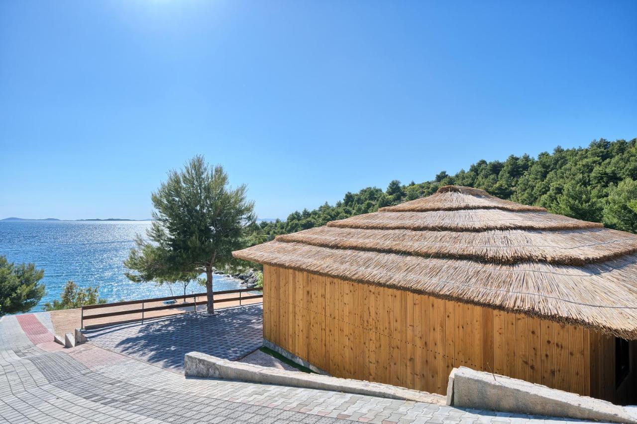 Kamp Lunga + Hotel Jezera Luaran gambar