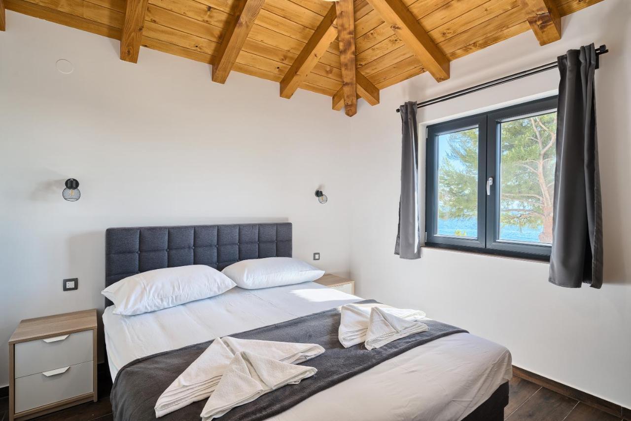 Kamp Lunga + Hotel Jezera Luaran gambar