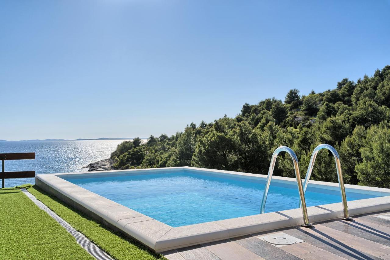 Kamp Lunga + Hotel Jezera Luaran gambar