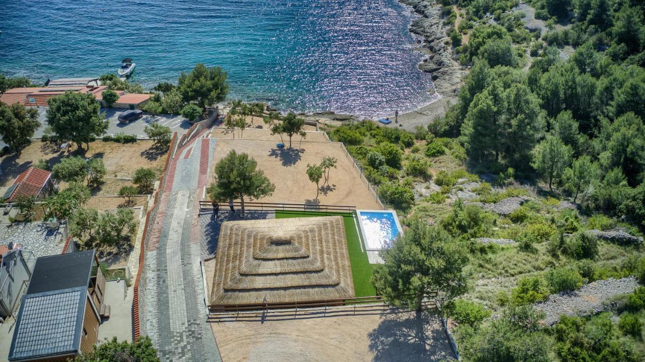 Kamp Lunga + Hotel Jezera Luaran gambar
